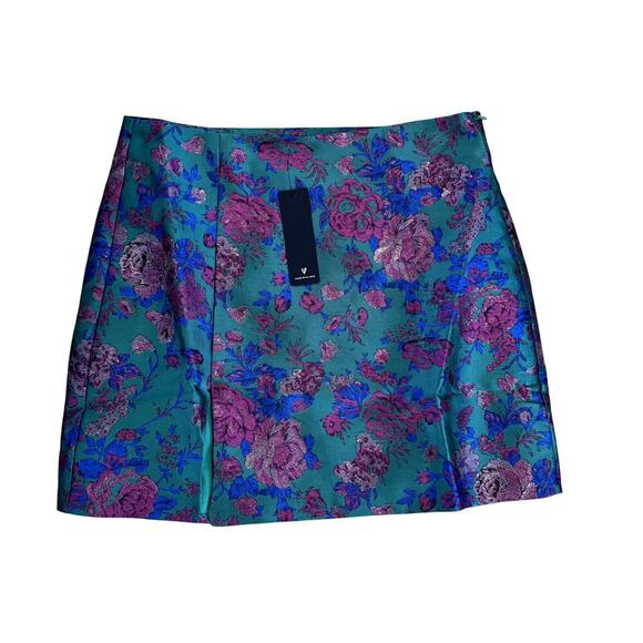 NWT Emerald Pink Floral Brocade Mini Skirt Women's Size Medium - Picture 2 of 5